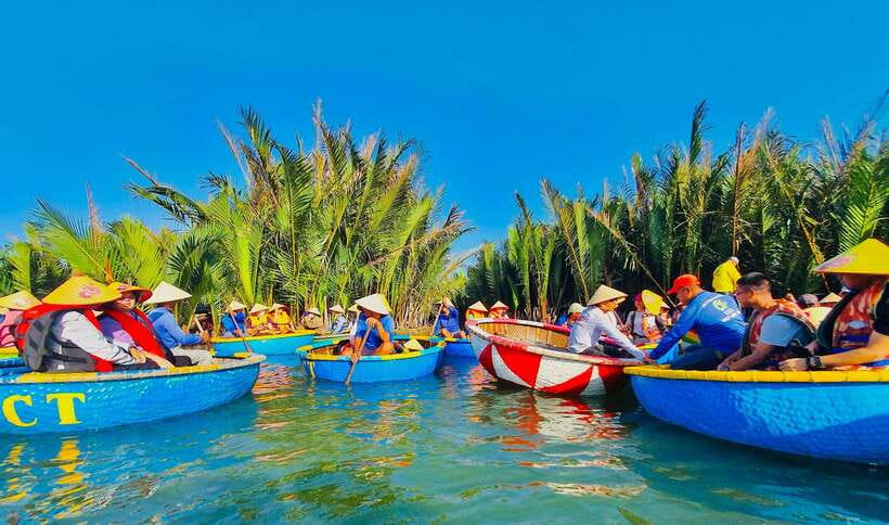 Hoi An : Bamboo Basket Boat Tour and Transfer - Paddling Lessons and the Basket-Boat Race Moment